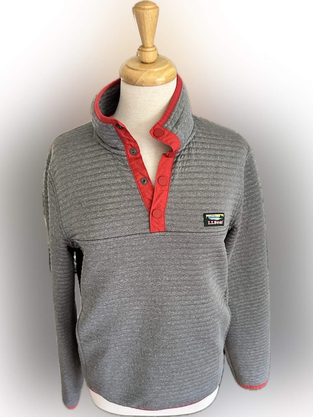 L.L. Bean Men's Gray Zip-Front Quilted Sweater with Red Trim